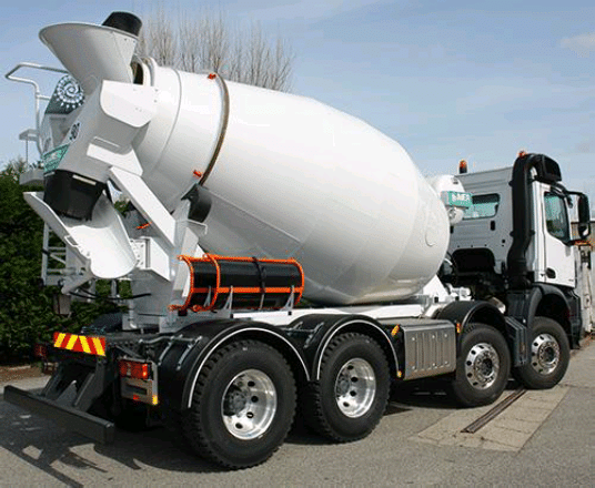 La mixo pompe, un camion toupie avec pompe à béton – Tout sur le béton